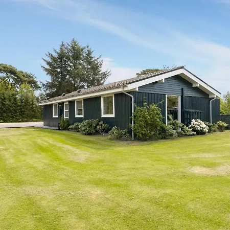 Clarabelle - 700m From The Sea In Ne Jutland By Interhome Holiday home Hals