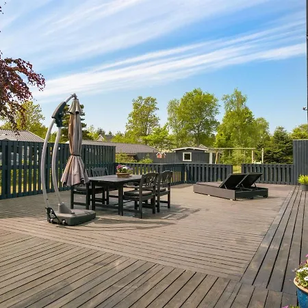 Clarabelle - 700m From The Sea In Ne Jutland By Interhome